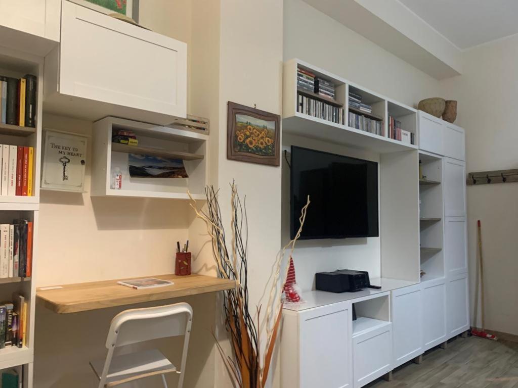 Appartamenti Raggio Di Sole 카스텔 델 몬테 외부 사진
